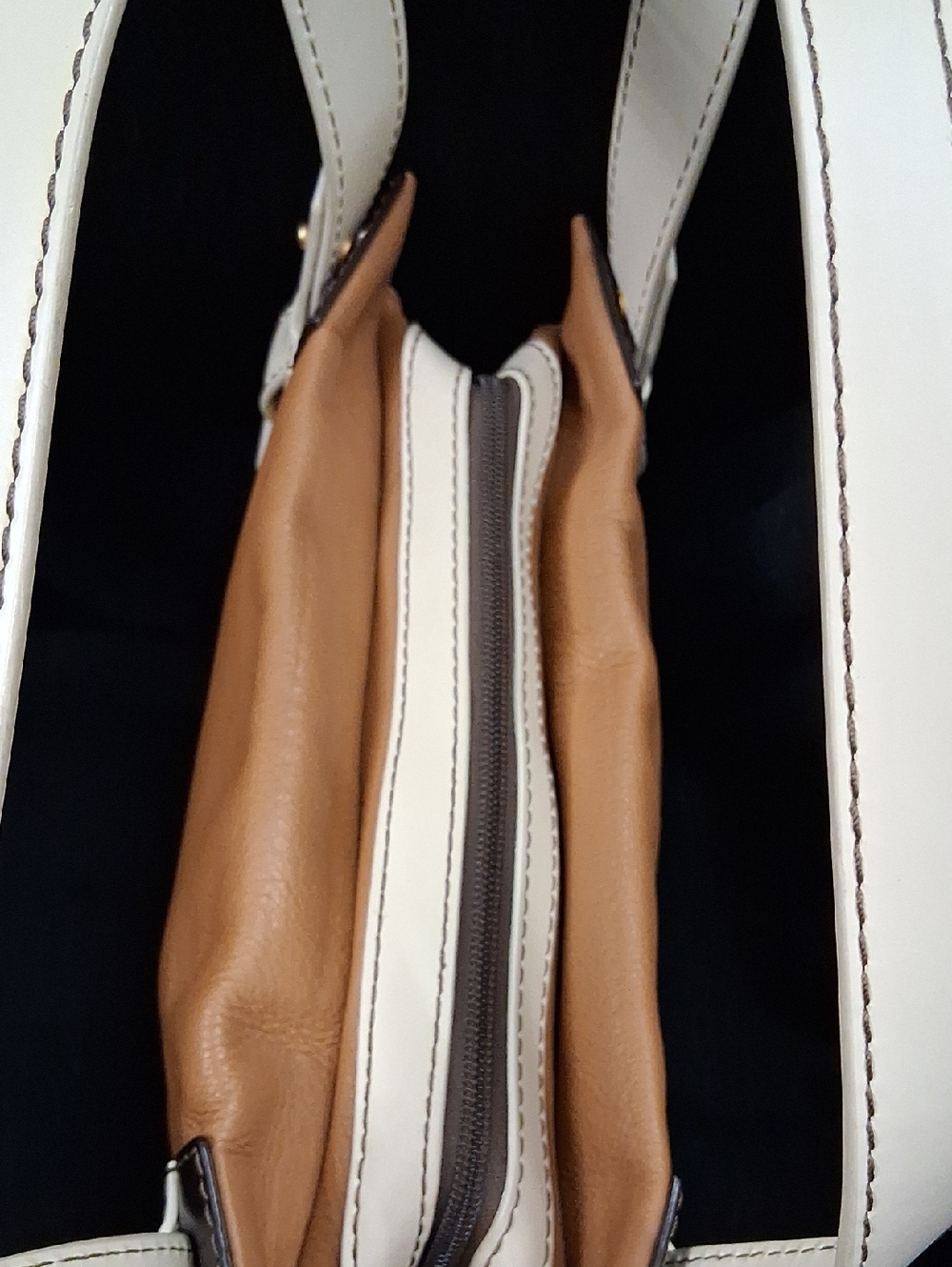 Lancel Paris - Picture 5 of 16